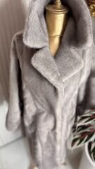 Şehrazat Butik  Kendinden Desenli Gri Tasarım Kürk