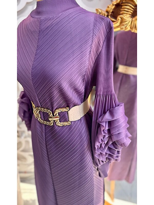 Şehrazat Butik Tasarım Kolu Güllü İthal Elbise (KEMER DAHİL DEĞİLDİR)