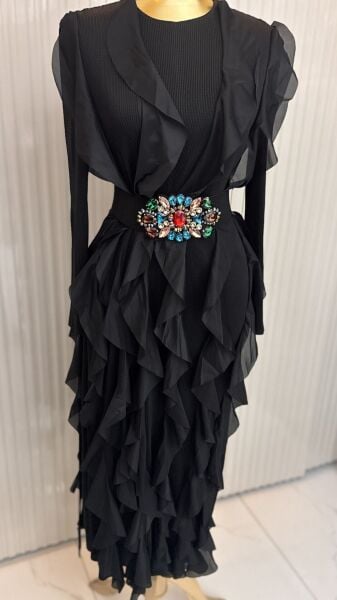 Şehrazat Butik Royal Fırfırlı Tasarım Elbise (KEMER DAHİL DEĞİLDİR)