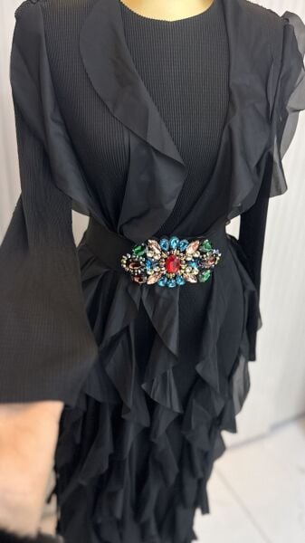Şehrazat Butik Royal Fırfırlı Tasarım Elbise (KEMER DAHİL DEĞİLDİR)