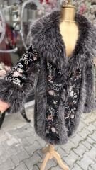 Şehrazat Butik Çiçek Tasarımlı Kırçıllı Kürk