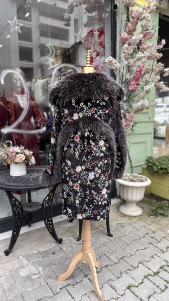 Şehrazat Butik Çiçek Tasarımlı Kırçıllı Kürk