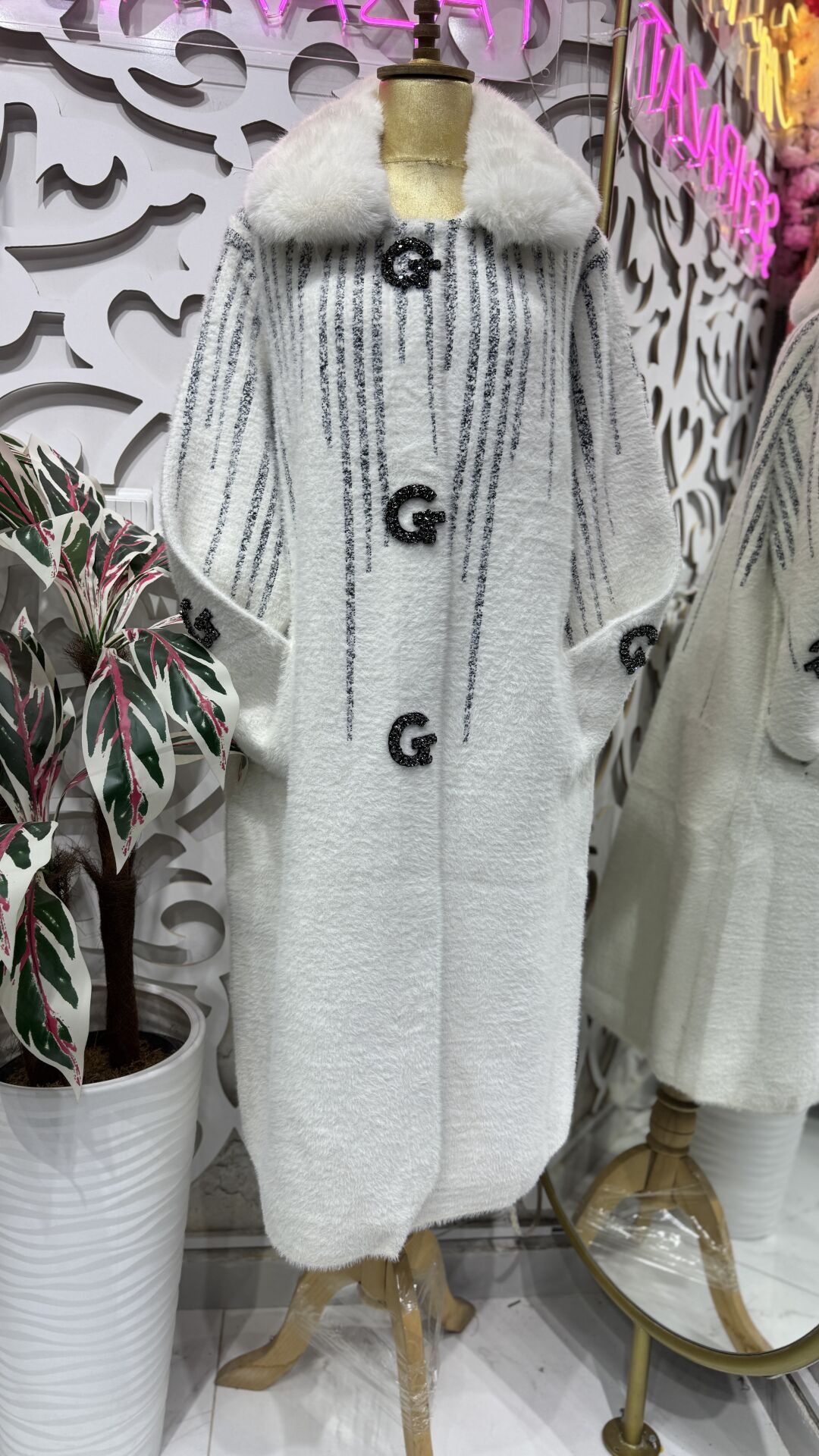 Şehrazat Butik Tasarım Angora Kaban