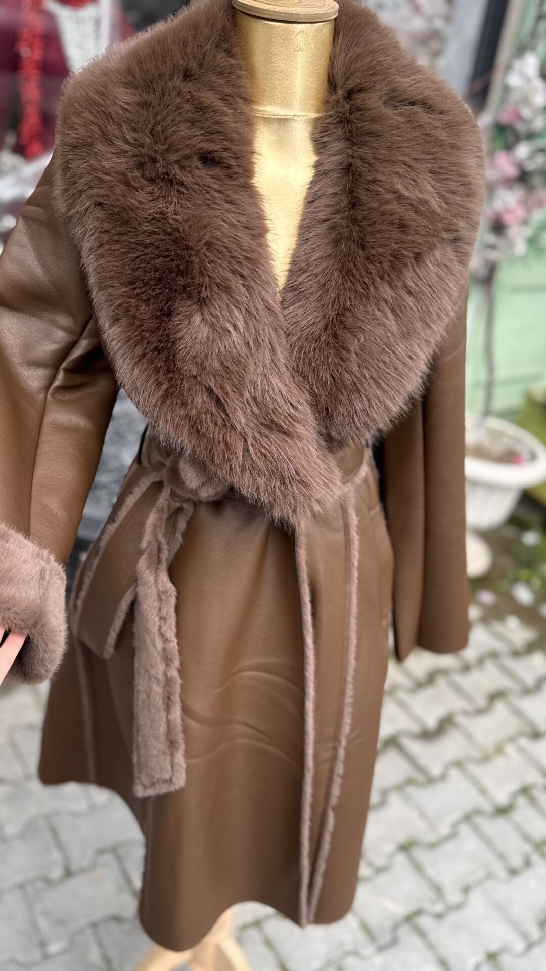 Şehrazat Butik Tasarım Deri Kürk Detaylı Kaban