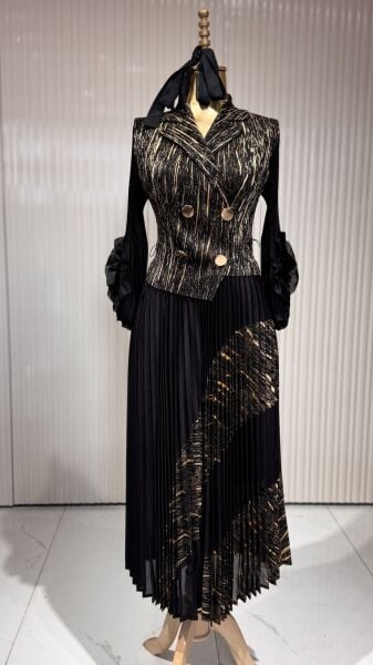 Şehrazat Butik Düğme Detaylı Tasarım Elbise