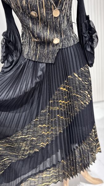 Şehrazat Butik Düğme Detaylı Tasarım Elbise