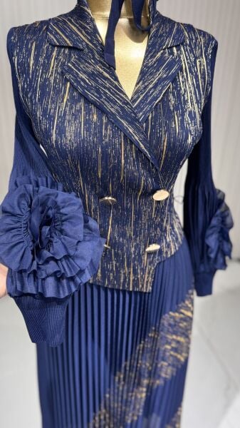 Şehrazat Butik Düğme Detaylı Tasarım Elbise