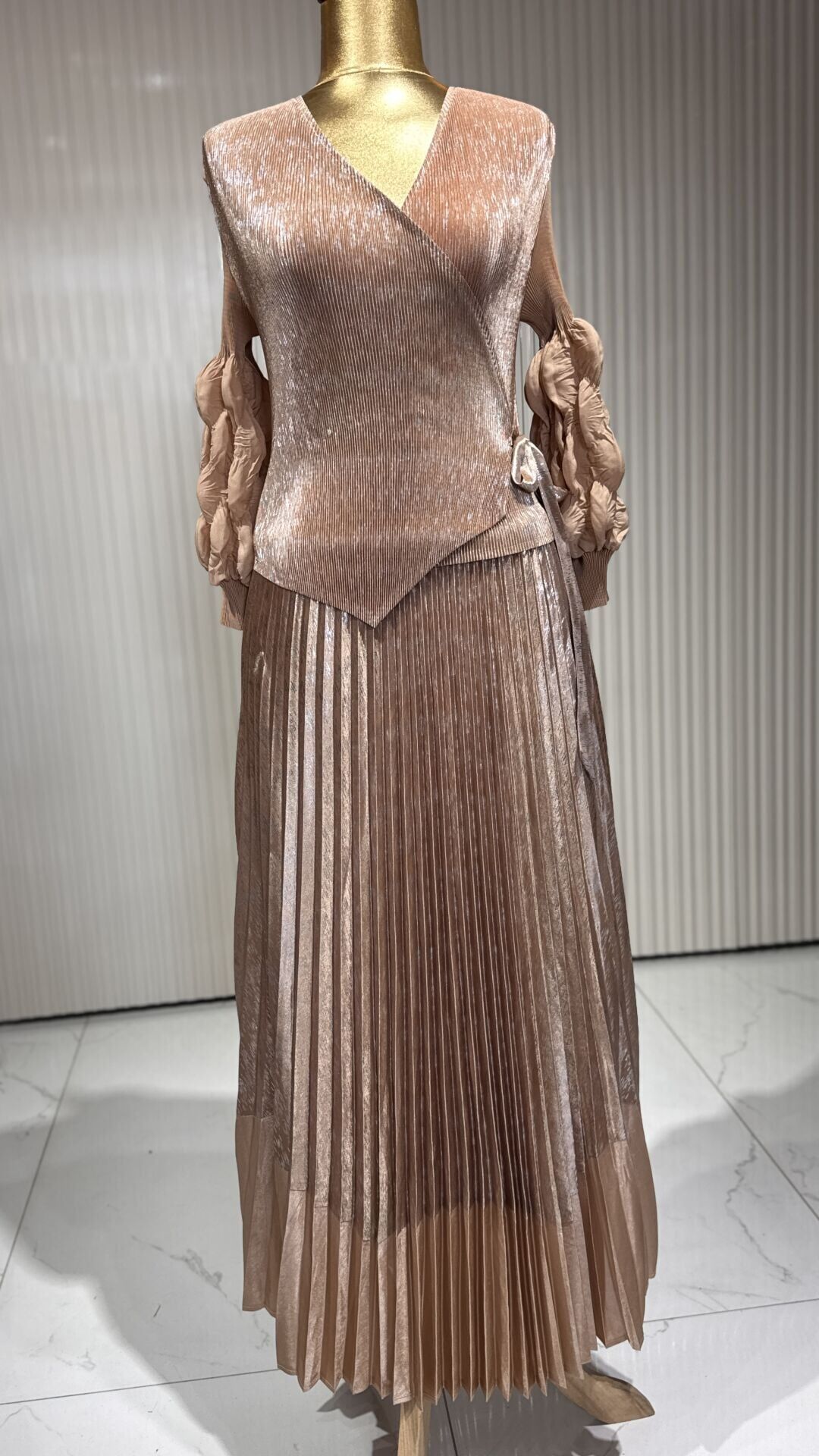 Şehrazat Butik Kol Detaylı Tasarım Elbise