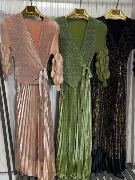 Şehrazat Butik Kol Detaylı Tasarım Elbise