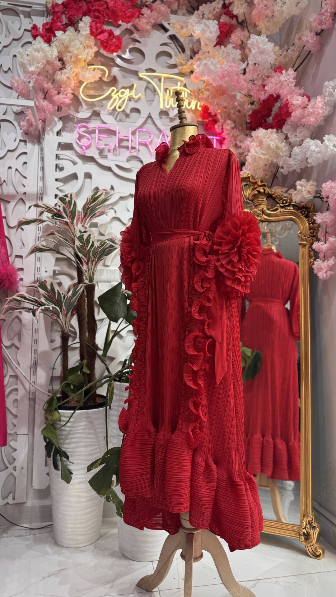 Sehrazat Butik Royale Elbise