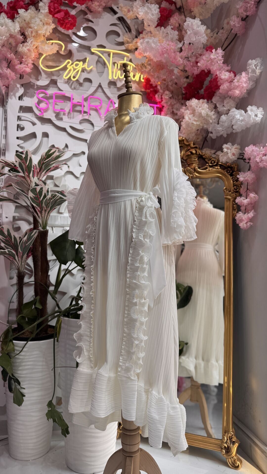 Sehrazat Butik Royale Elbise