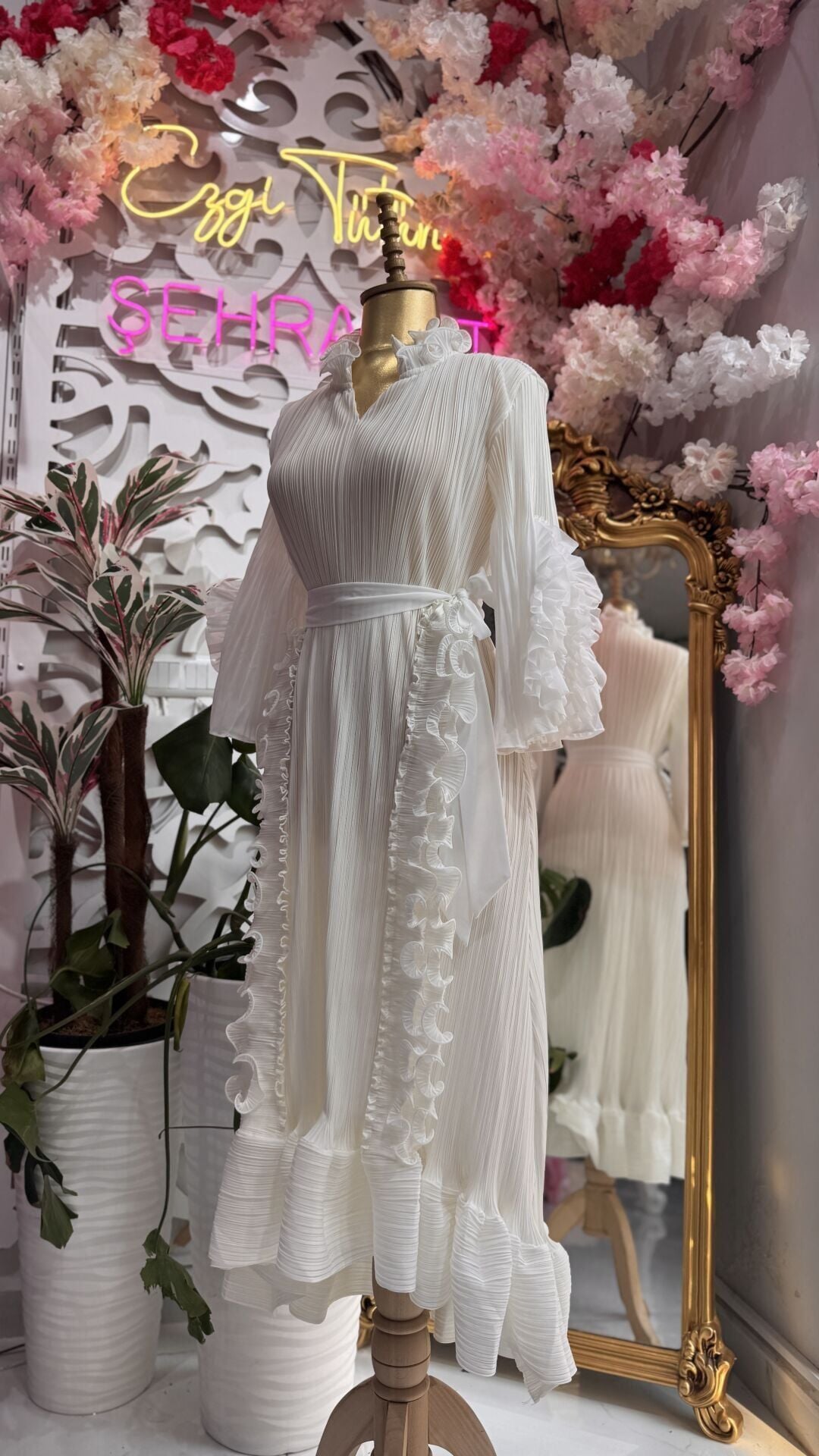 Sehrazat Butik Royale Elbise Standart