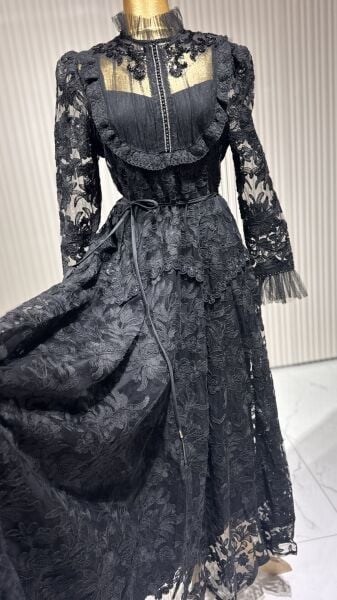 Şehrazat Butik Sarayna  Tasarım Elbise