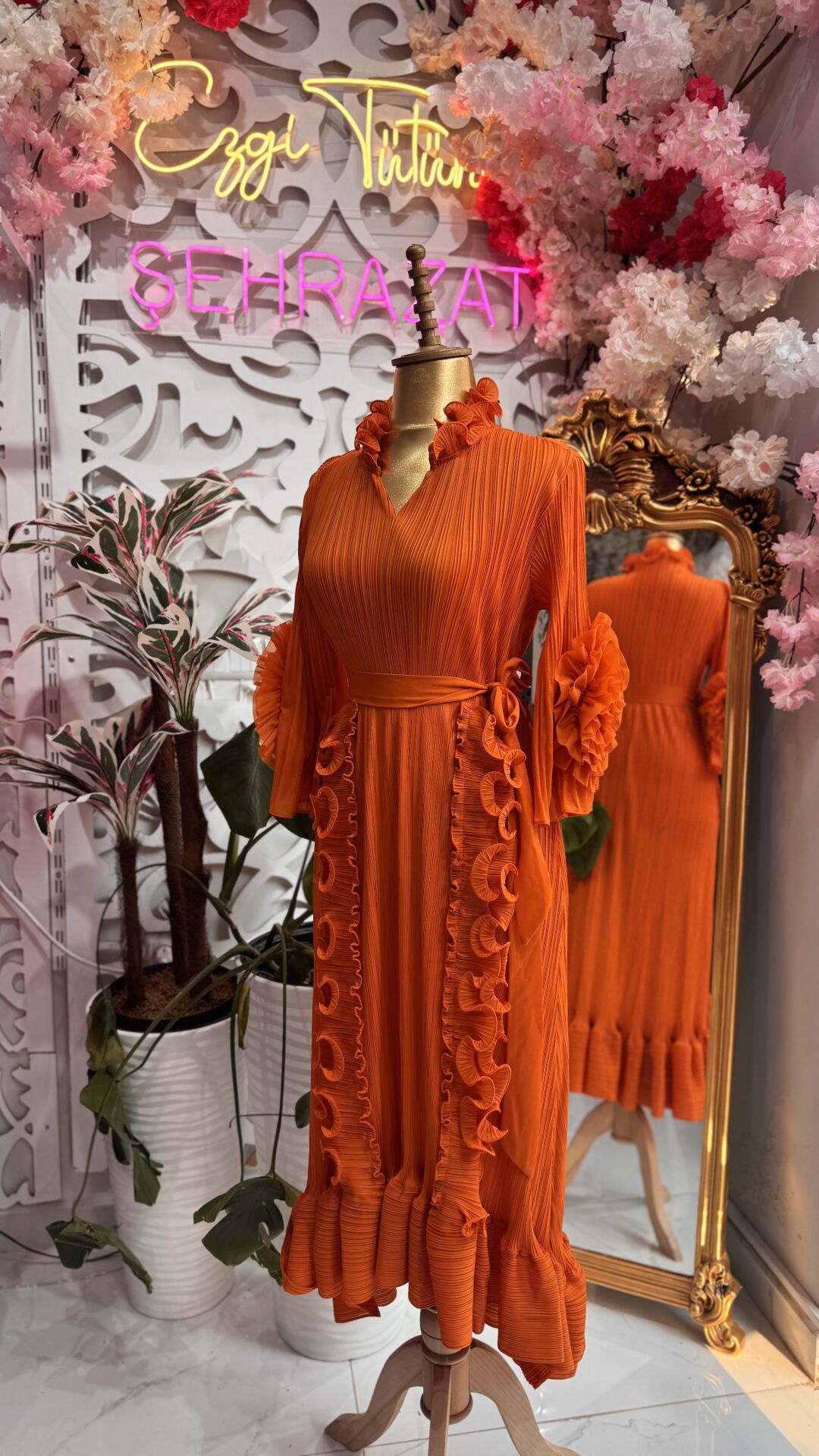 Sehrazat Butik Royale Butik