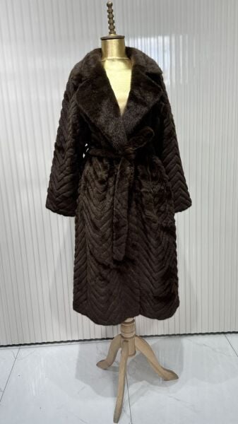 Şehrazat Butik Çizgi Desen Ceket Yaka Tasarım Kürk