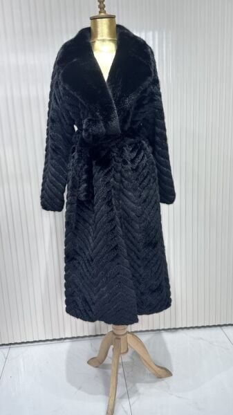 Şehrazat Butik Çizgi Desen Ceket Yaka Tasarım Kürk