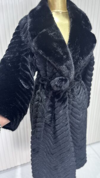 Şehrazat Butik Çizgi Desen Ceket Yaka Tasarım Kürk Standart