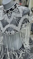 Şehrazat Butik Tasarım Elişi İşleme Gümüş Pelerin