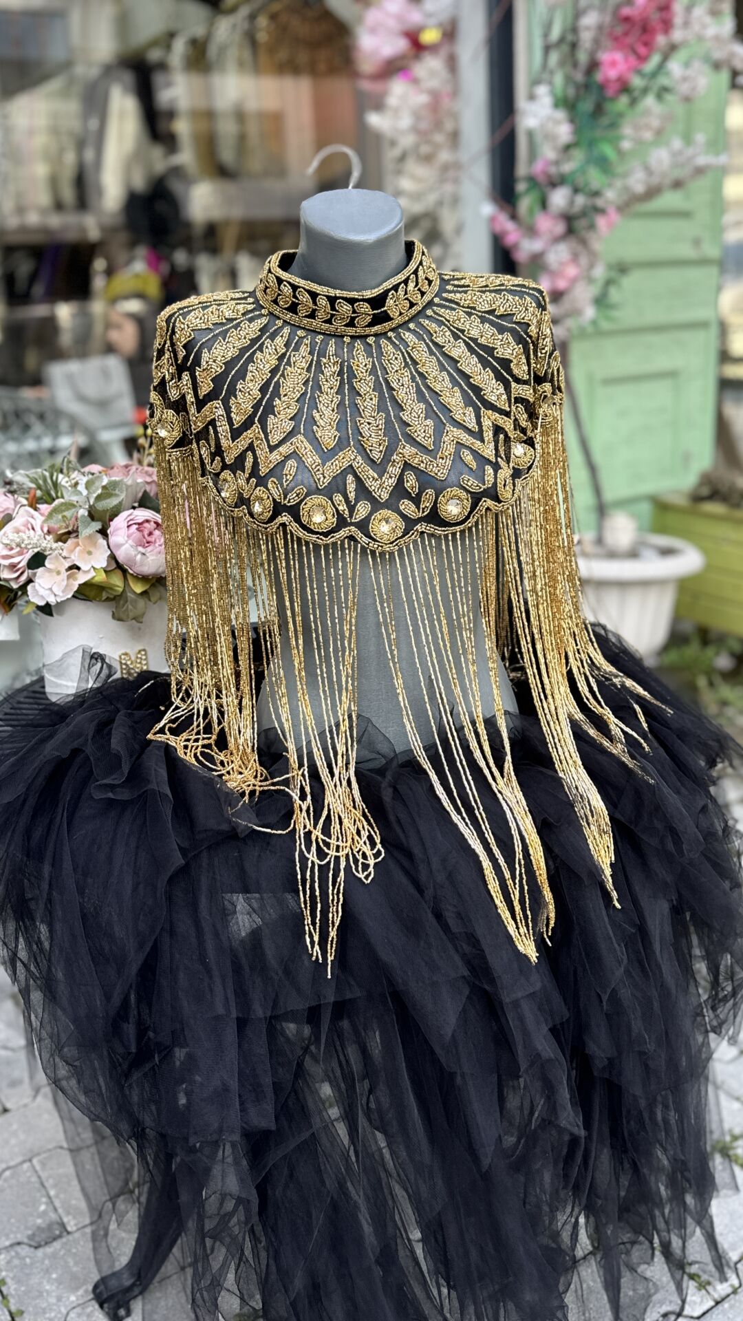 Şehrazat Butik Tasarım Elişi İşleme Gold Pelerin