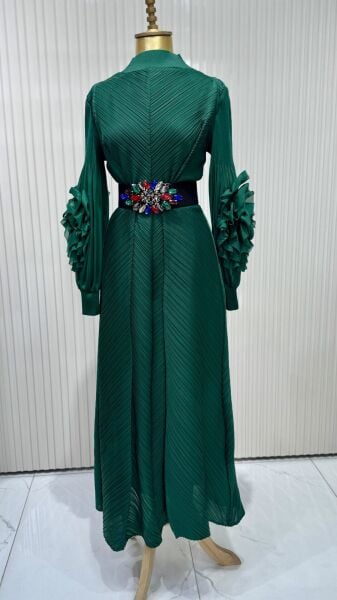 Şehrazat Butik Tasarım Kolu Güllü İthal Elbise (KEMER DAHİL DEĞİLDİR)