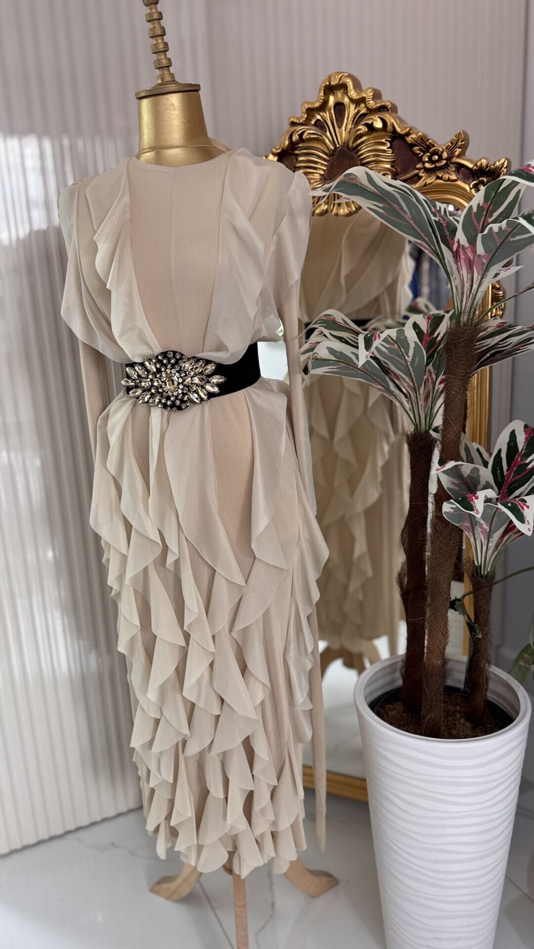 Şehrazat Butik Royal Elbise (KEMER DAHİL DEĞİLDİR) Standart