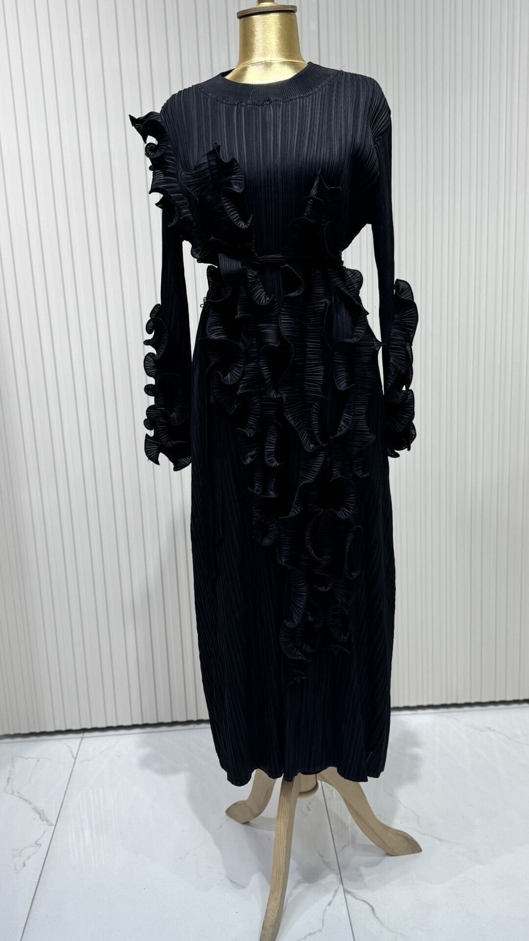 Şehrazat Butik Tasarım Fırfırlı Elbise (KEMER DAHİL DEĞİLDİR)