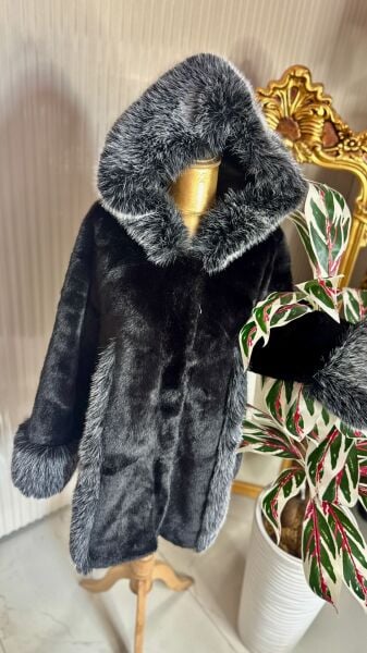 Şehrazat Butik Tasarım Şapkalı Kürk Standart