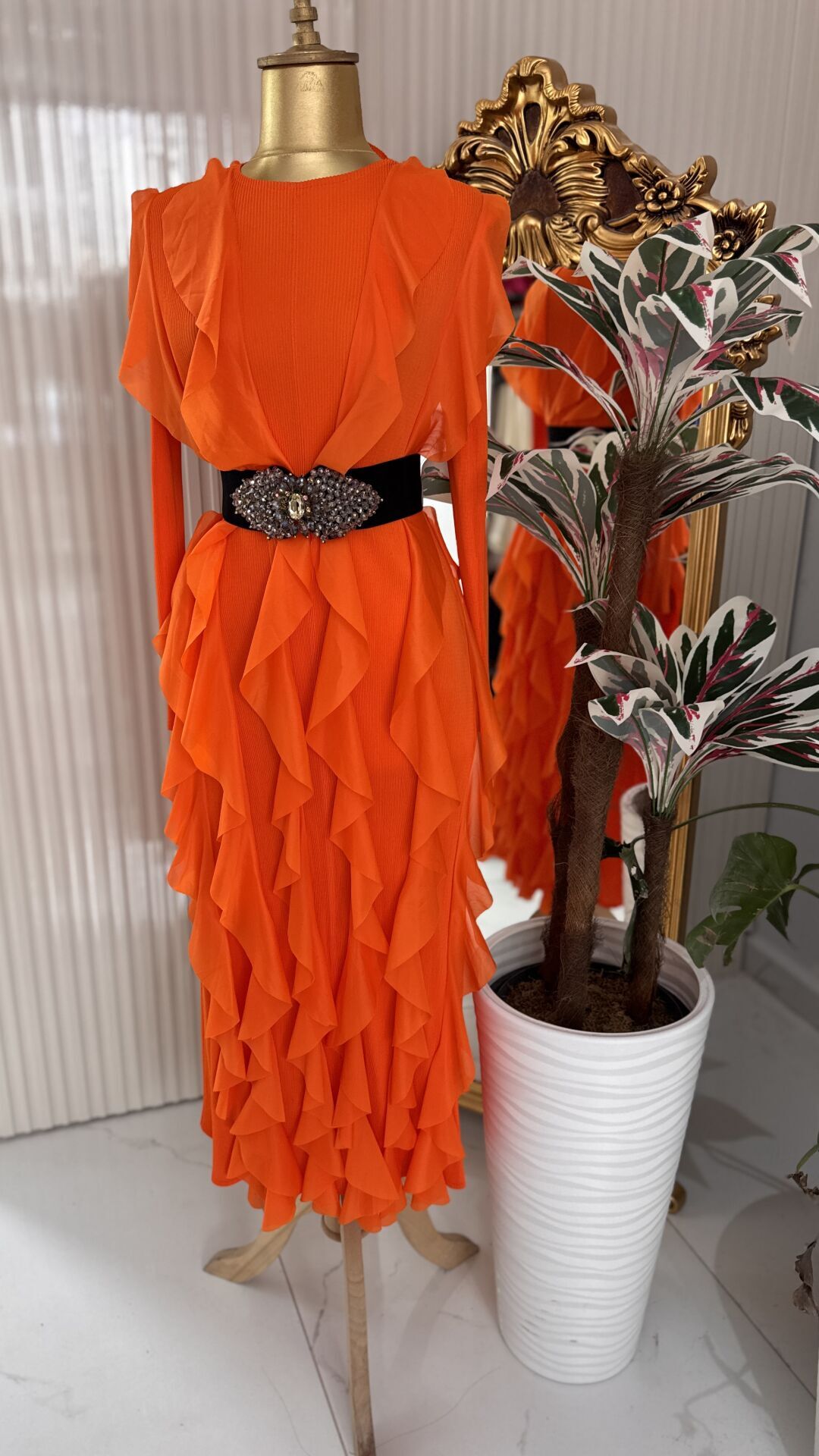 Şehrazat Butik Royal Elbise (KEMER DAHİL DEĞİLDİR)