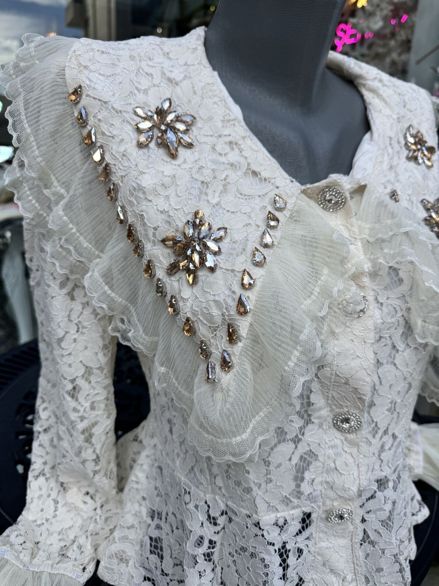 Şehrazat Butik Yaka Detaylı Tasarım Gömlek Krem (89286)