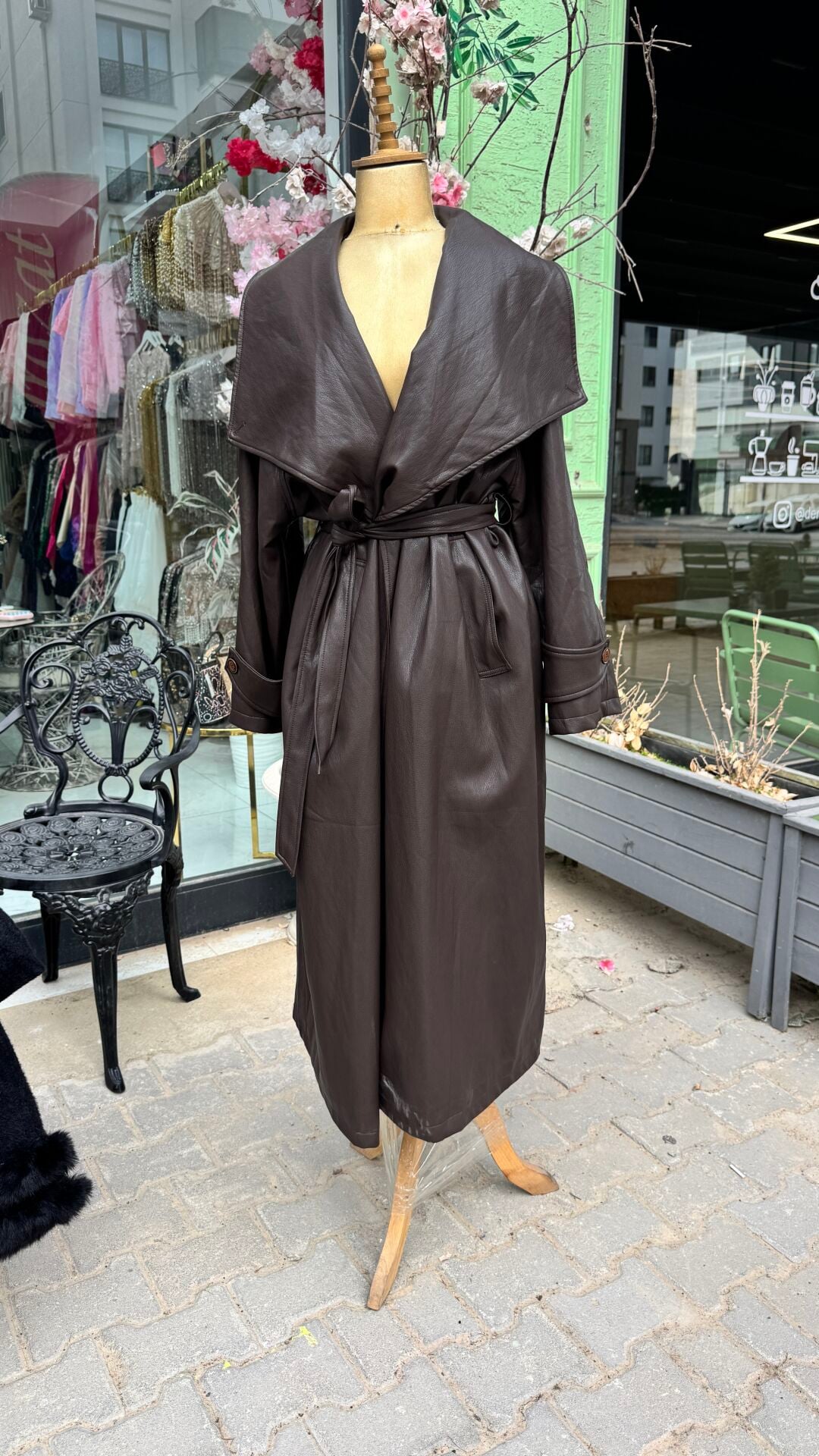 Şehrazat Butik Narla Trençkot