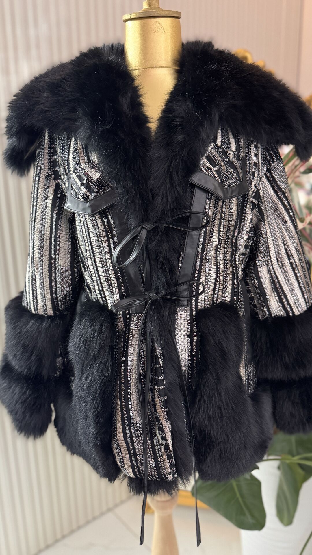 Şehrazat Butik Payetli Kürk Kaban