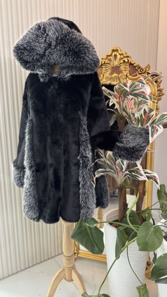 Şehrazat Butik Sarevi Kürk Kaban