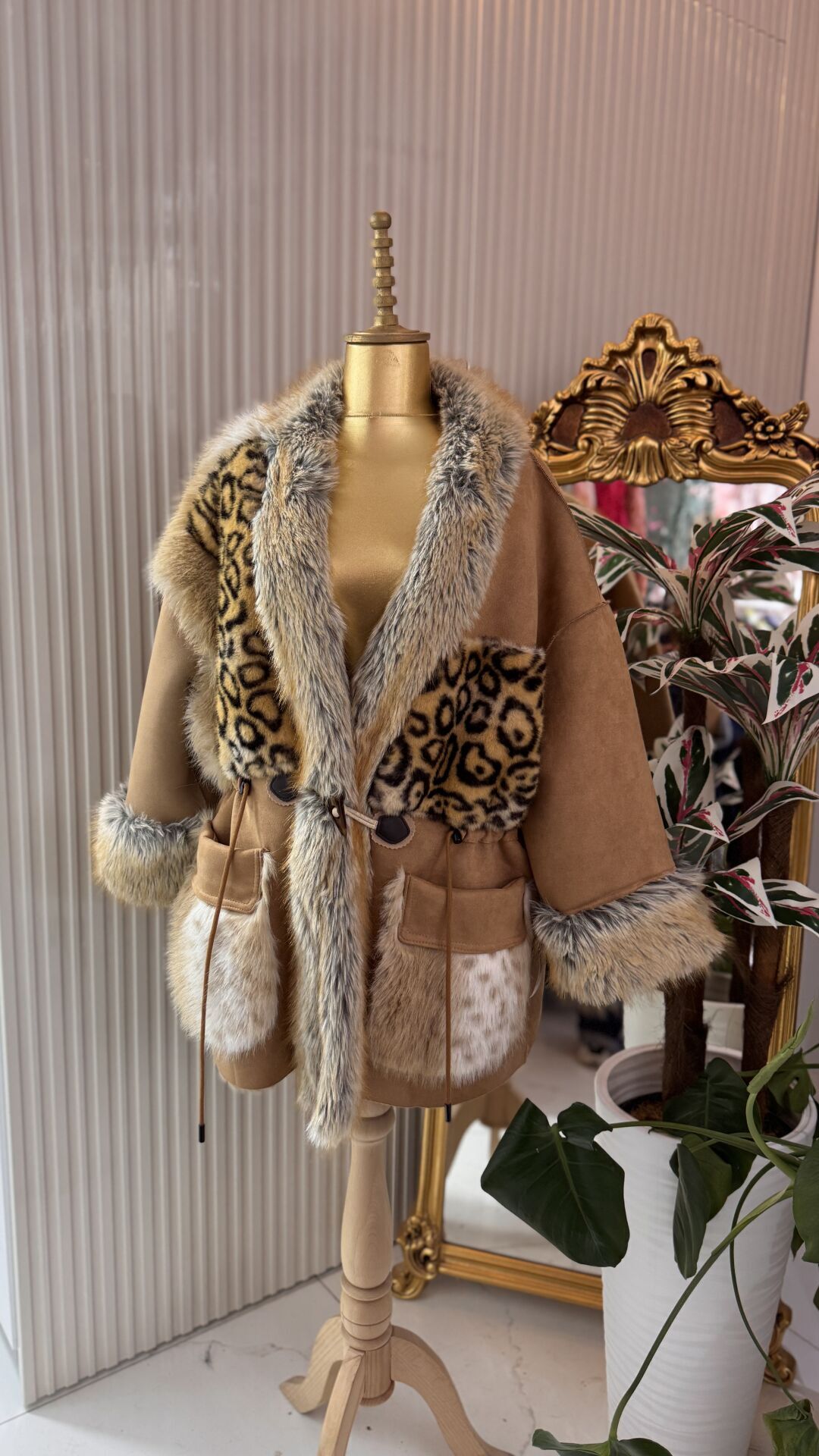 Şehrazat Butik Zerbahar Kürk Kaban