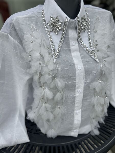 Şehrazat Butik Tüy Detaylı Tasarım Gömlek