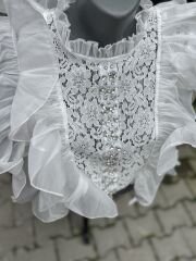 Şehrazat Butik Volanlı Orkide Kolsuz Tasarım Gömlek