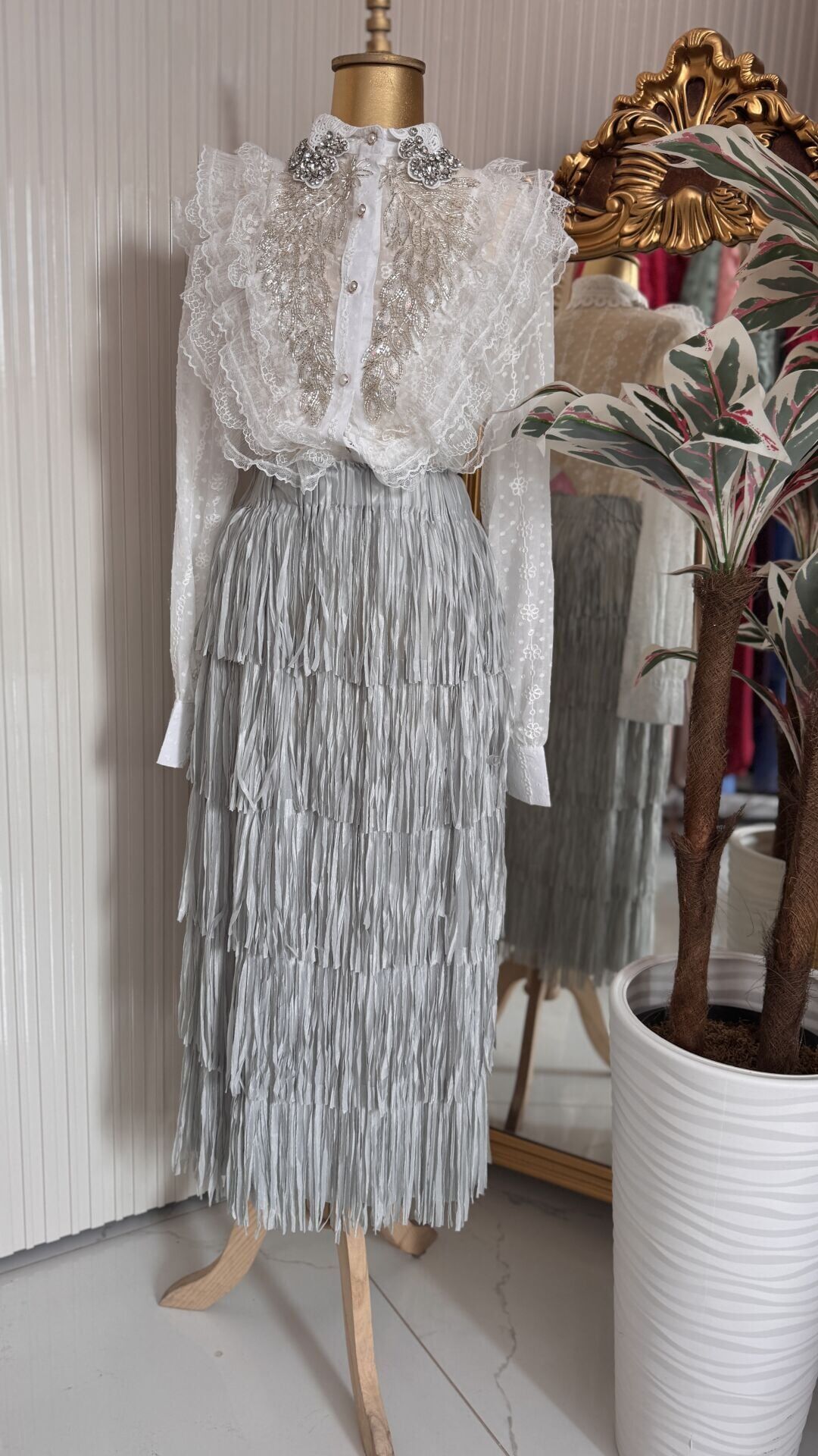 Şehrazat Butik Püsküllü Etek