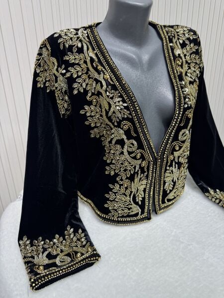 Şehrazat Butik Kadife İşlemeli Tasarım Ceket