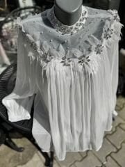 Şehrazat Butik Göğüs Çiçek Detaylı Tasarım Gömlek