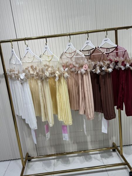 Şehrazat Butik Göğüs Gül Detaylı Tasarım Gömlek