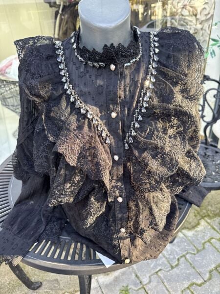 Şehrazat Butik Şık Tasarım Gömlek